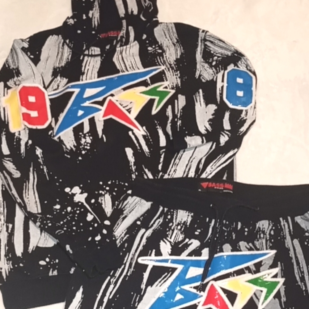 Bass by Ron Bass Limited Edition Sweatsuit  Men's Size X-Large
